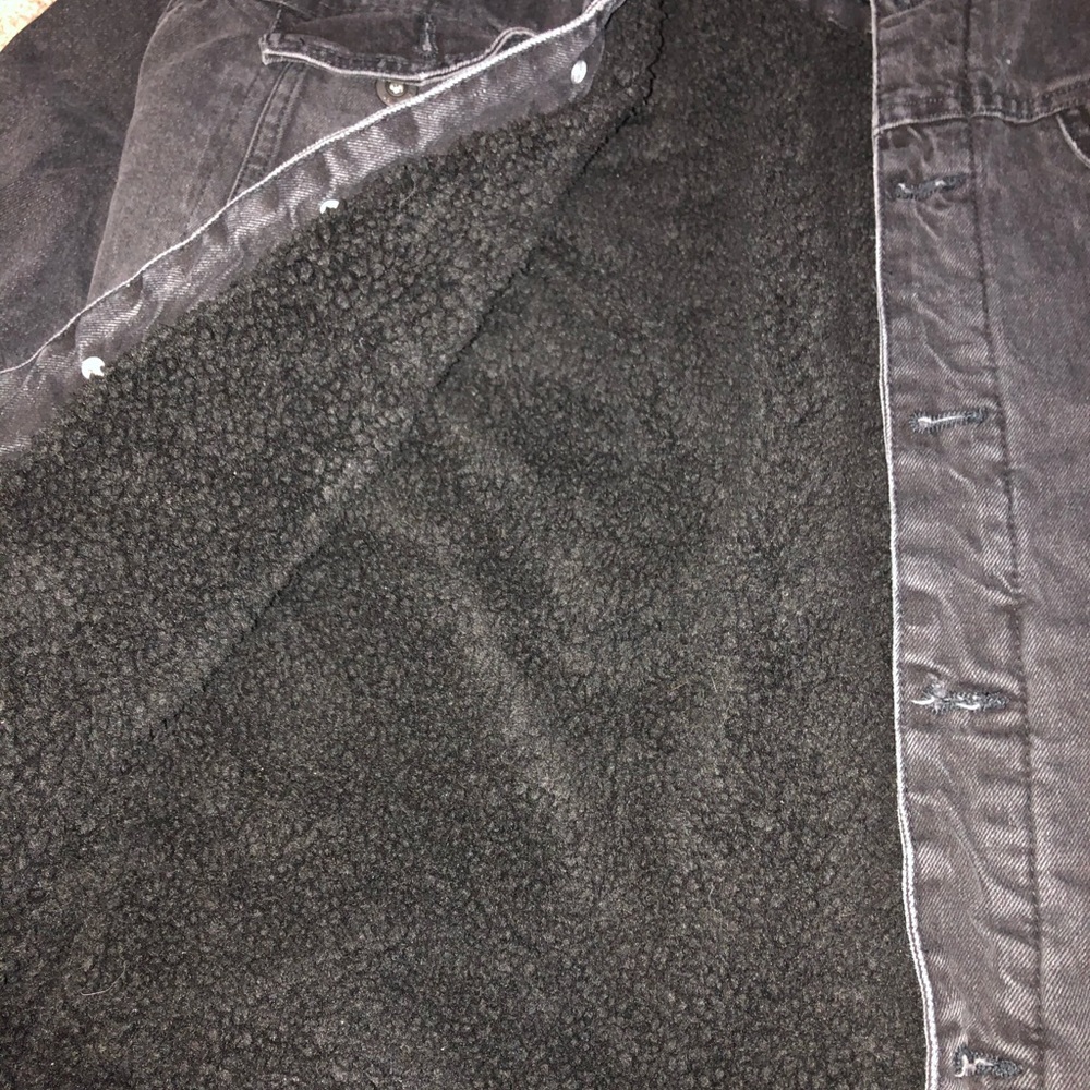 Black fleece jean Zara jacket. - Picture 3 of 3